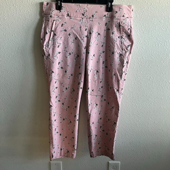 NWOT Lane Bryant The Allie Floral Print Ankle Pants Size 18 Style 1092918 - Picture 10 of 10